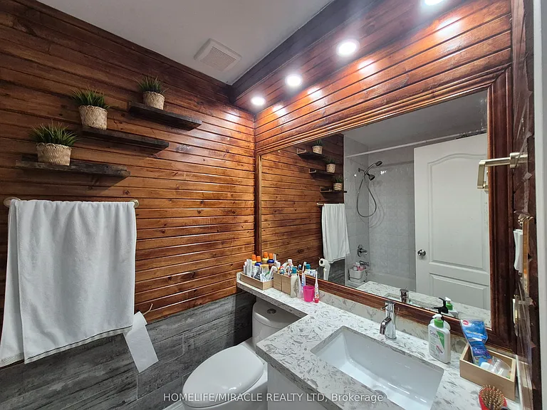 2237 Prescott Pl — Photo 32