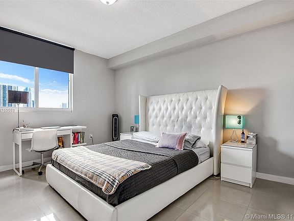 5th image of 275 NE 18th St APT 1205