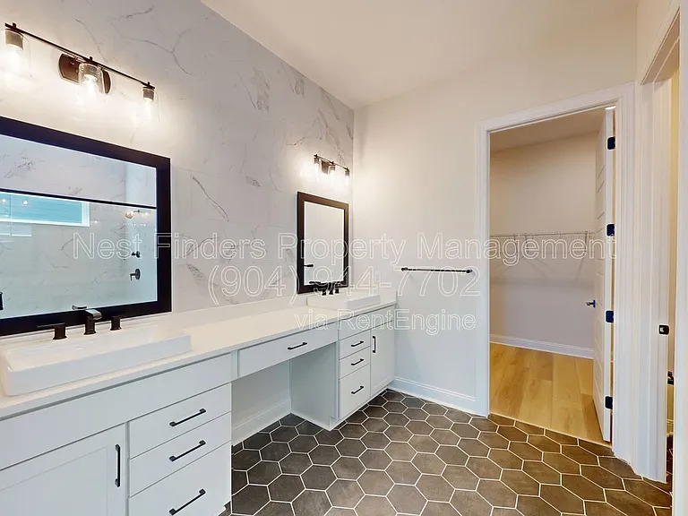 248 Daymark Ln — Photo 32