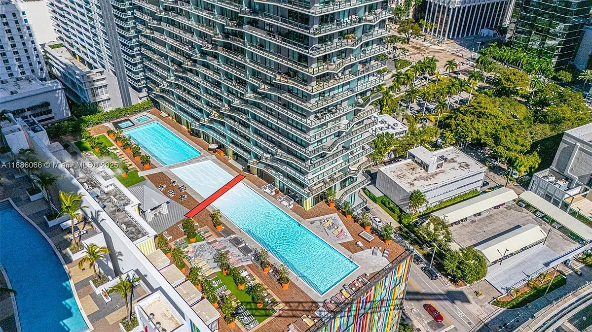 Building Photo - 1300 S Miami Ave #2208