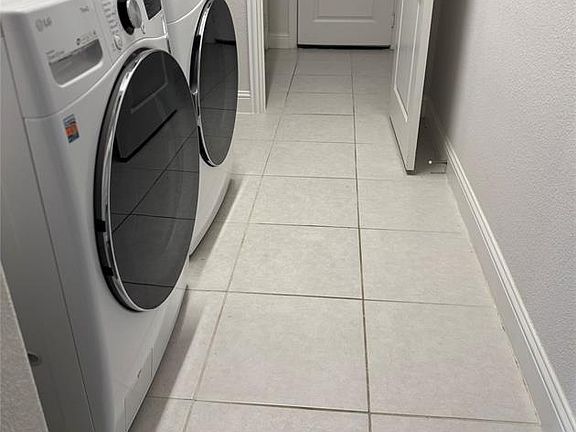 2nd image of 12569 Royal Oaks Ln #12569