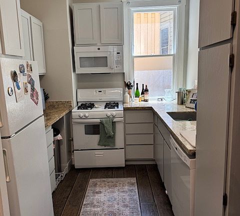 5th image of 829 Hayes St