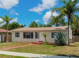 2711 Adams St, Hollywood, FL 33020