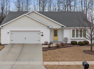 677 N Joshua Ln, Lake Geneva, WI 53147