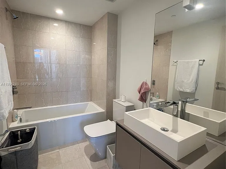 1000 Brickell Plz #2701 — Photo 7