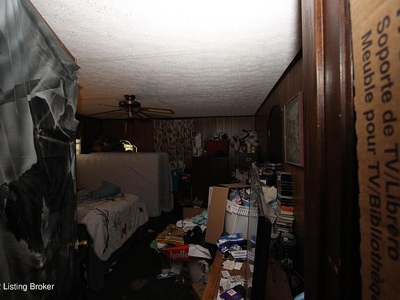 3rd image of 663 Atwood St