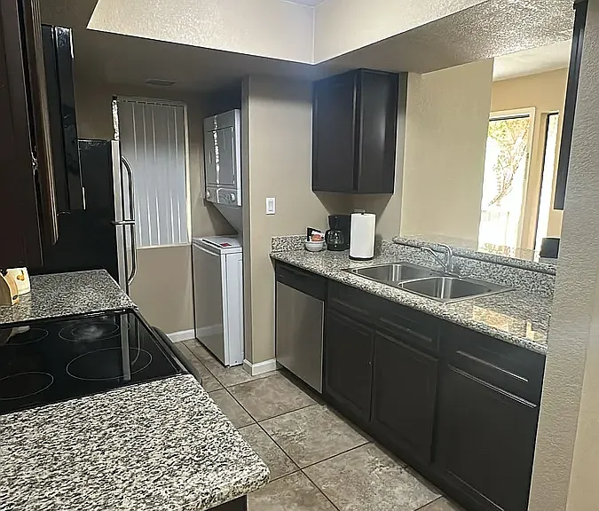 Cedar Creek Condominiums — Photo 3