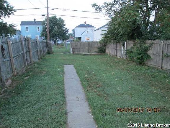 3rd image of 2802 Slevin St
