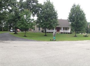 16453 Shearon Ct, Sycamore, IL 60178