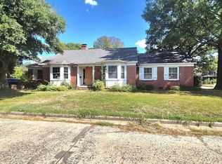 1707 S Oak St, Pine Bluff, AR 71601