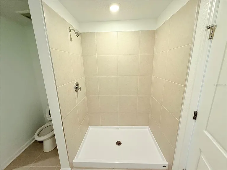 1310 Belle Isle Ln — Photo 16