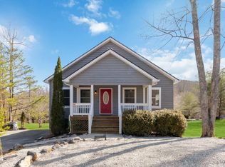 24 Shamrock Ln, Burnside, KY 42519