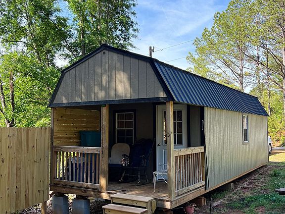 4th image of 434 Johnson Rd