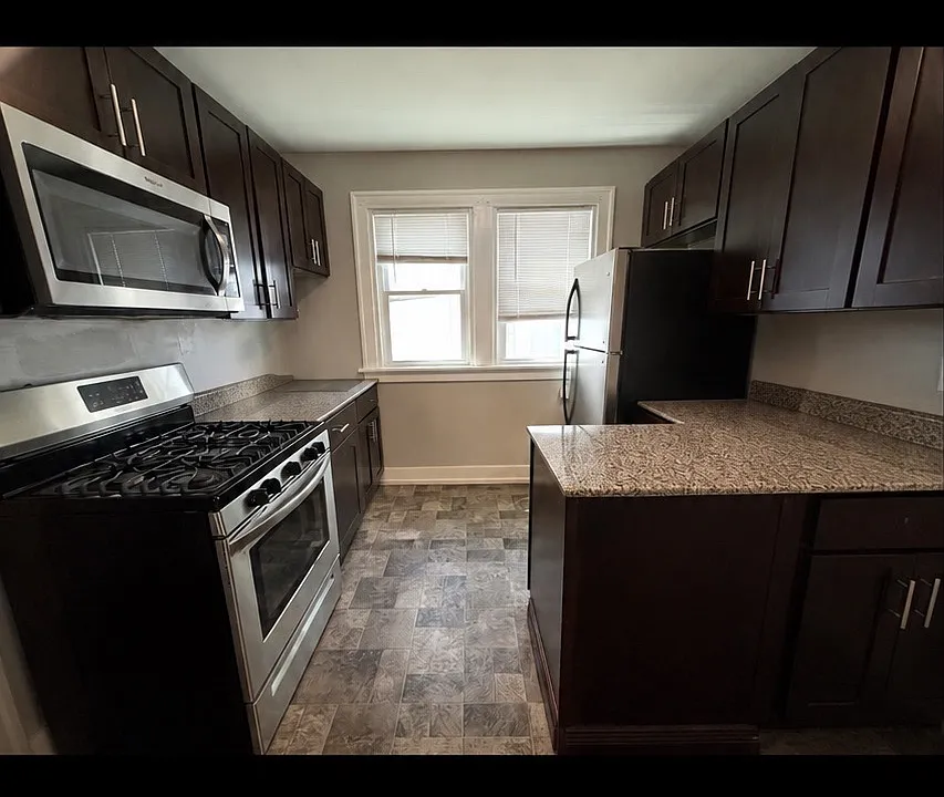 111 Cunard Rd #1