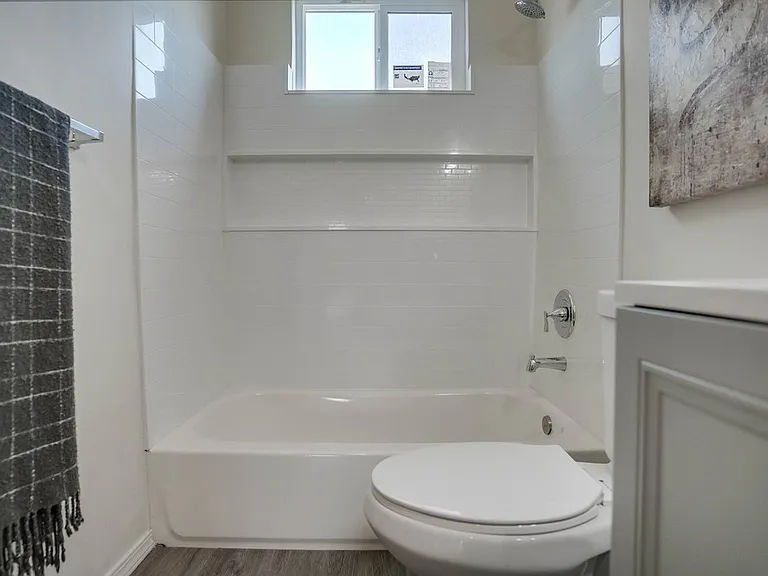 900 Alamitos Ave — Photo 30