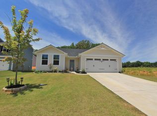 579 Eden Hall Rd, Woodruff, SC 29388