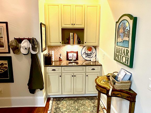 5th image of 815 Front St. #2A