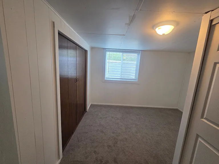 3703 W Rockwell Ave — Photo 35