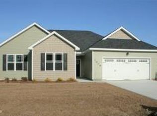 1009 Bison Trl, Jacksonville, NC 28546