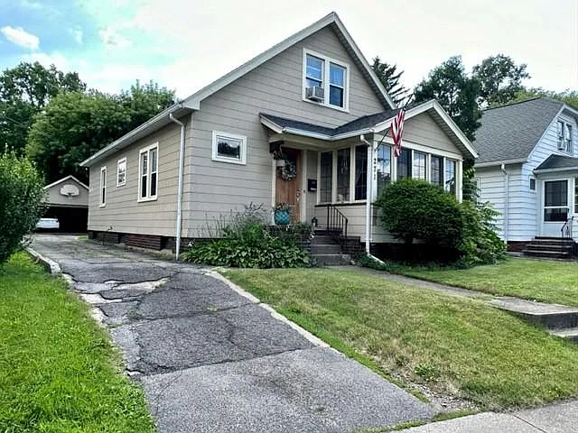 271 Merchants Rd — Photo 2