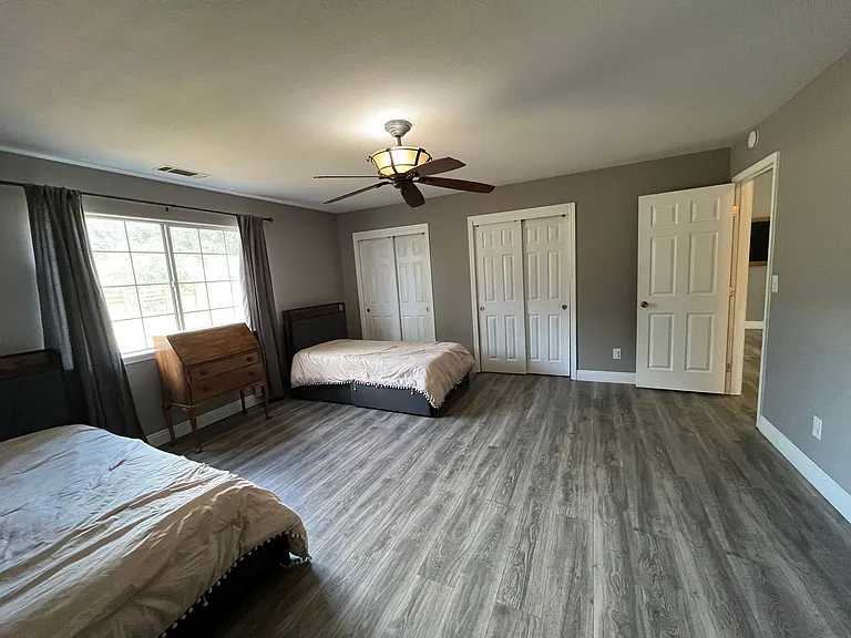 8957 Knobhill Cir — Photo 15