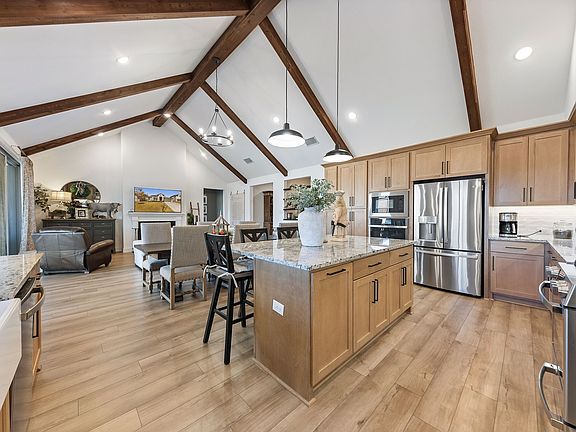 3rd image of 1340 Cartona Rd