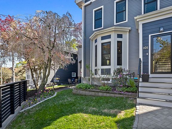 2nd image of 101 Forbes St