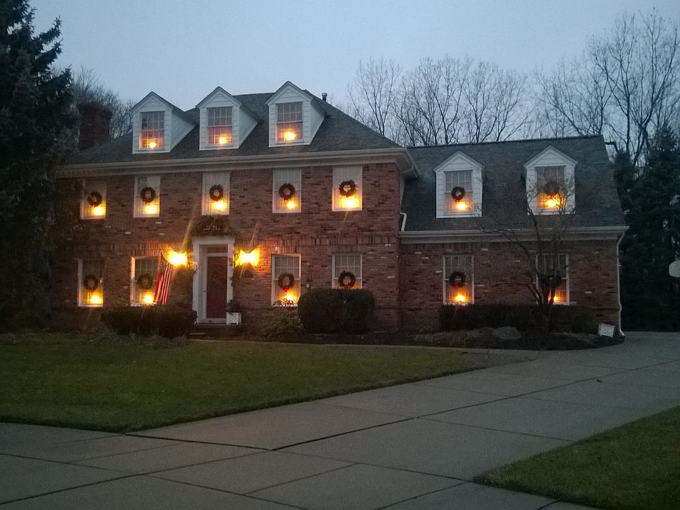 1st image of 1633 Heatherwood Dr