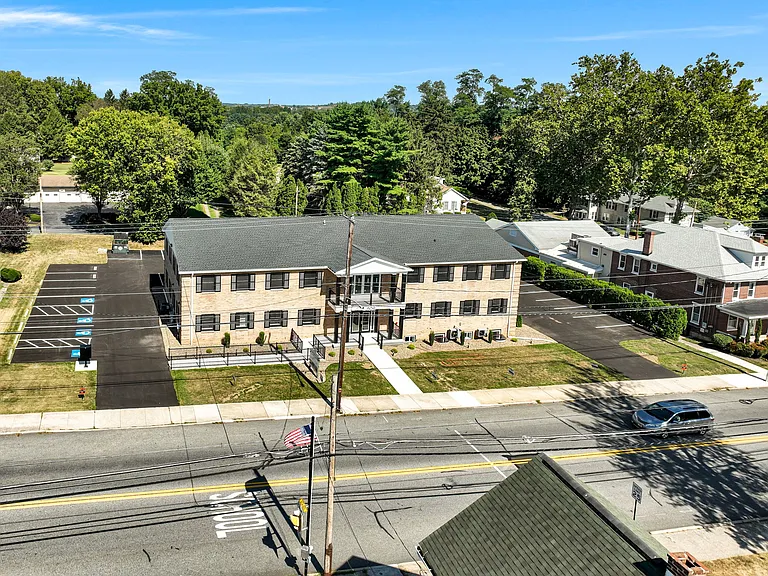 1309 Bridge St #E — Photo 18