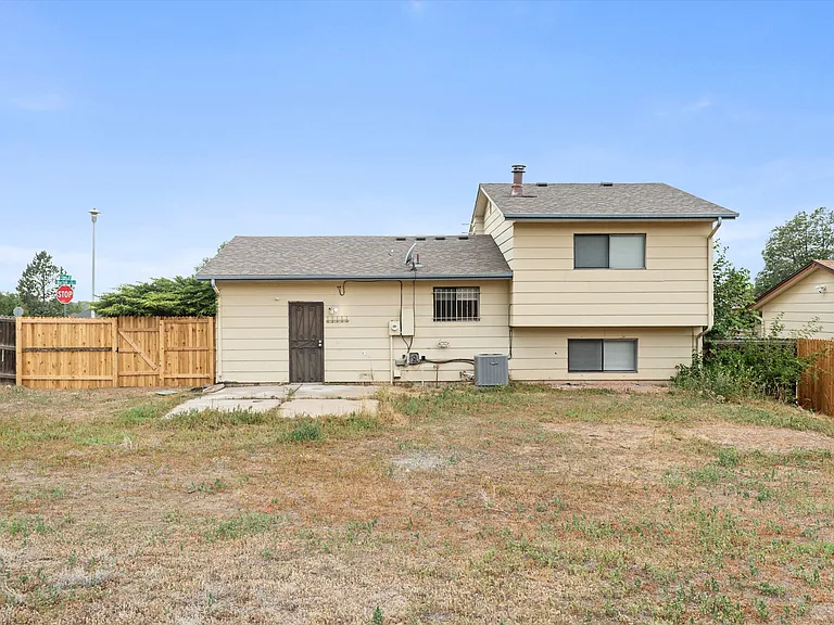 1596 S Norfolk St — Photo 18