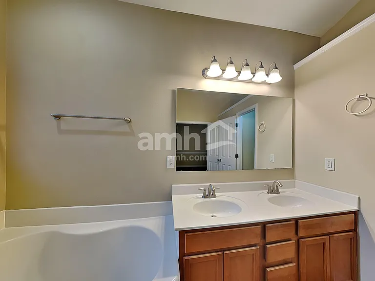 5279 Crosswinds Rd — Photo 11
