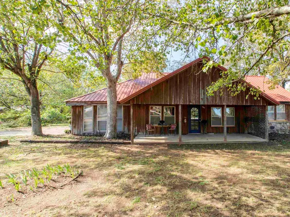 101 Greyhound Cir, Imboden, AR 72434