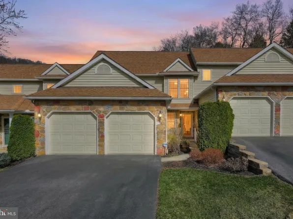 115 N Fountain Dr #9, York, PA 17402