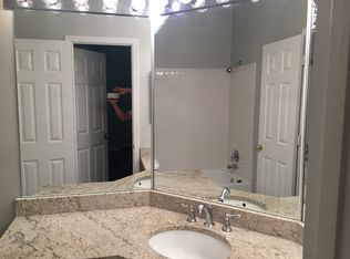 4405 Sedgehurst Dr APT 101, Fairfax, VA 22033