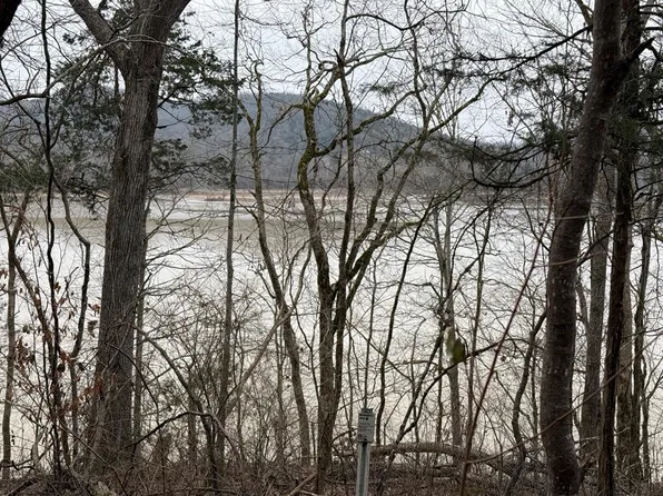 Cook Ln, Gainesboro, TN 38562