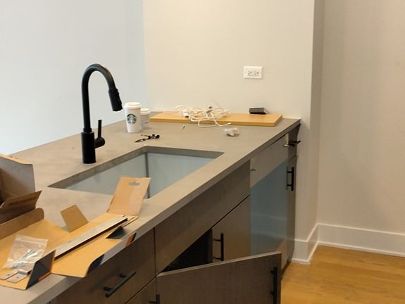 4th image of 3358 N Sheffield Ave APT 1
