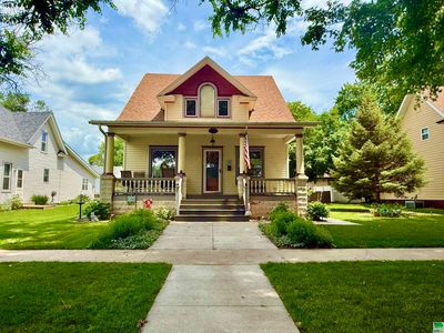 24 6th Ave SE, Le Mars, IA, 51031