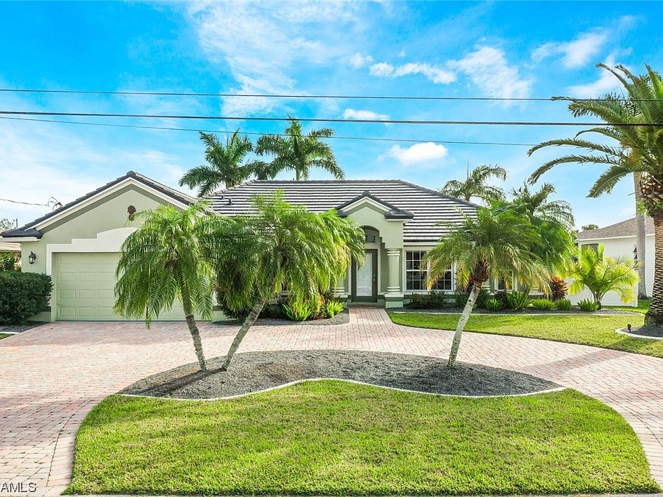 1st image of 3325 SW 5th Pl