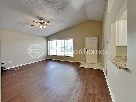 4th image of 2479 Sagemont Dr