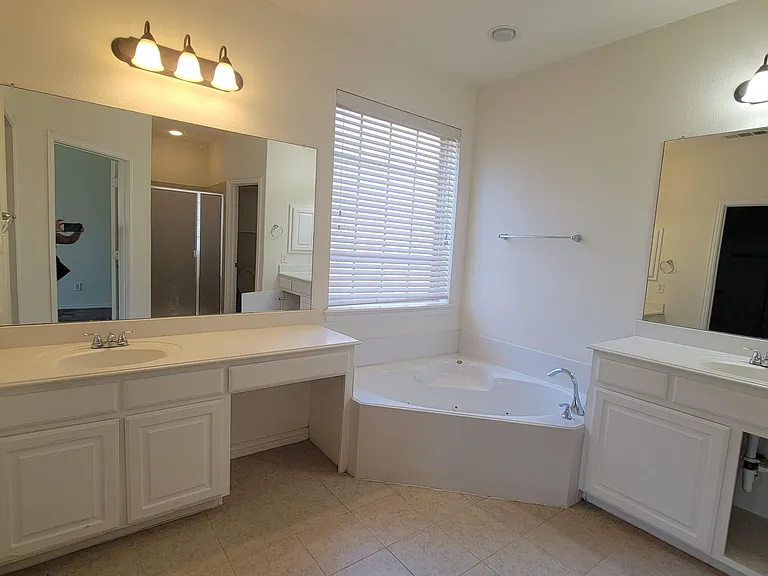 308 Enid Dr — Photo 17