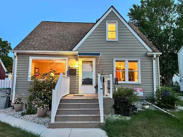 147 W Tripoli AVENUE, Milwaukee, WI 53207