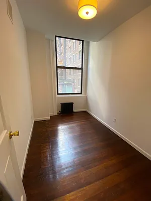 Rented by City Connections Realty | media 9