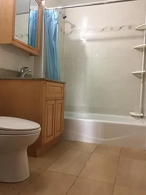 Sold by R New York | media 5