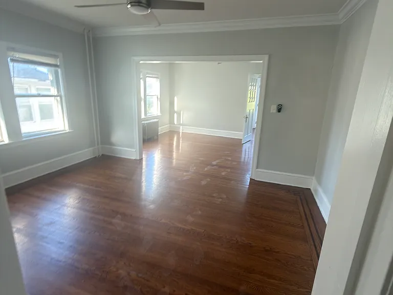 5009 Lexington Ave — Photo 4