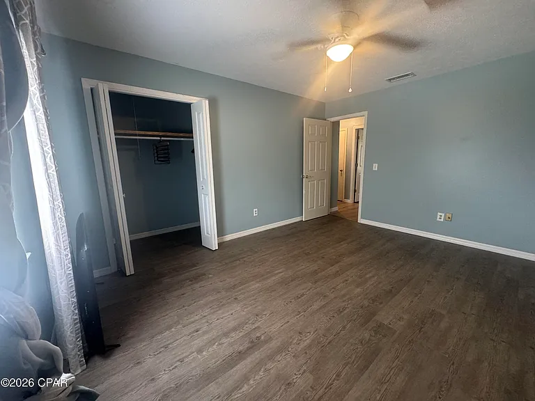 314 E 1st Ct — Photo 11