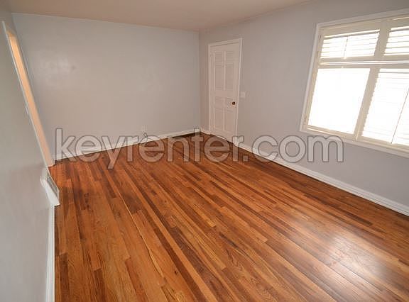 4th image of 1954 E Claybourne Ave