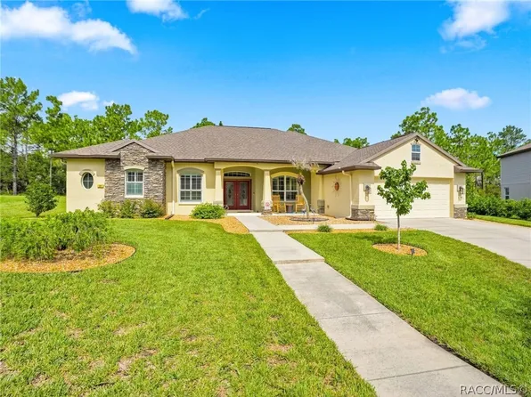 22 Cupania Ct, Homosassa, FL 34446