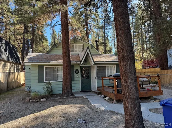 804 Robinhood Blvd, Big Bear City, CA 92314