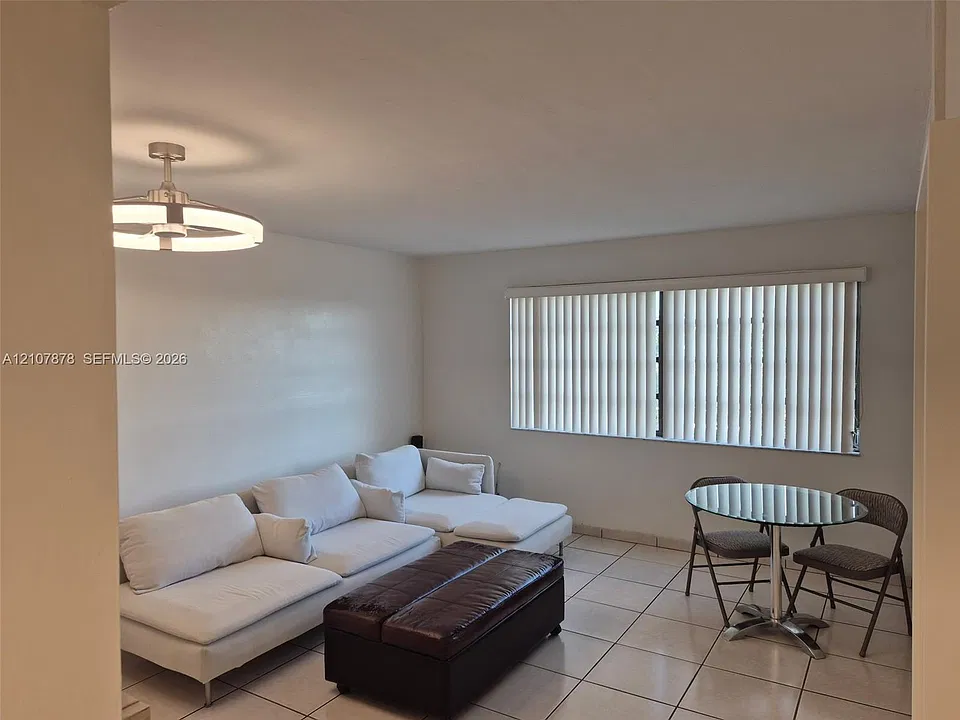 605 NW 72nd Ave #407