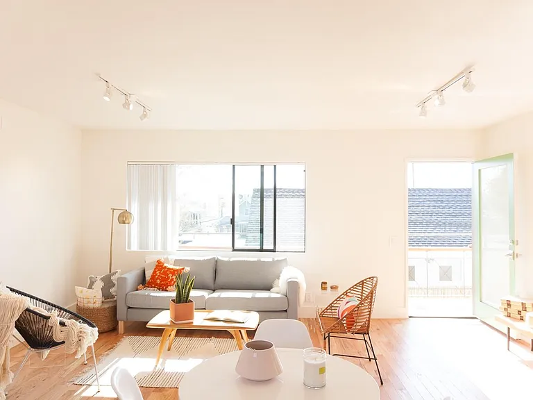 5665 Fayette St #6 — Photo 13